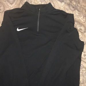 ‼️ One Day Sale ‼️ Men’s Black Nike Quarter Zip